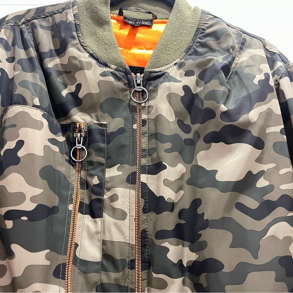 TOPSHOP CAMO BOMBER JACKET - Picture 2 of 5